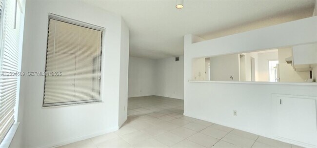 990 Coral Club Dr Unit 990