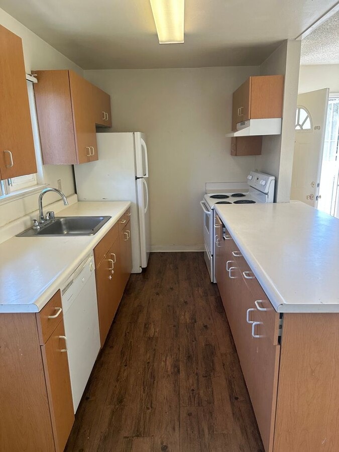 Photo - 2212 Palisade Ave Unidad 4