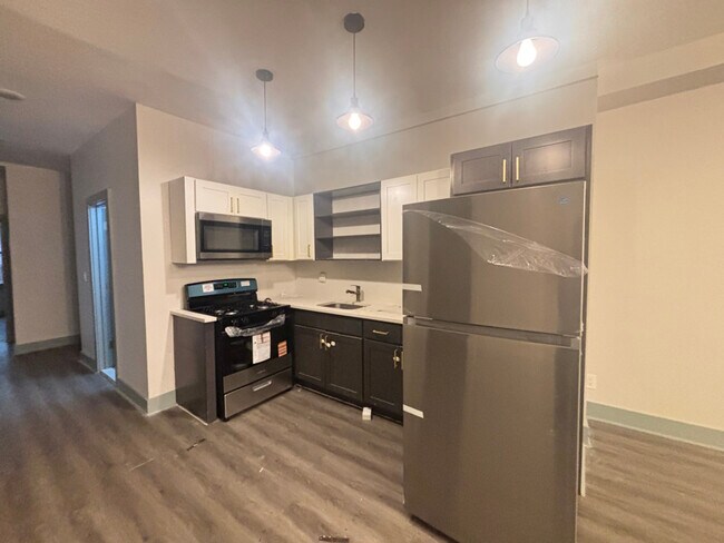 Building Photo - 1607 John F. Kennedy Blvd