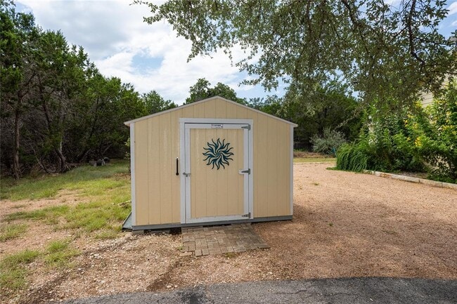 400 Oak Knob Dr