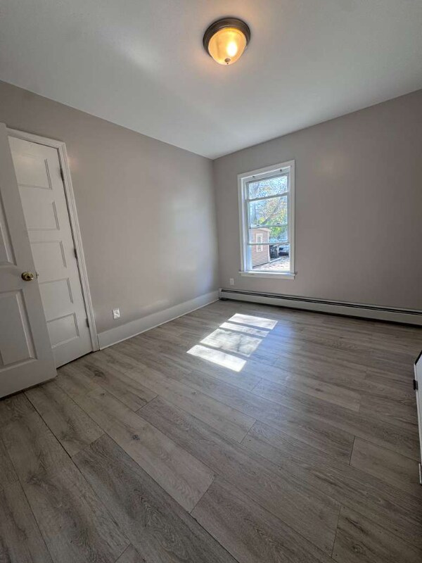 Photo - 267 Silver St Unidad 1