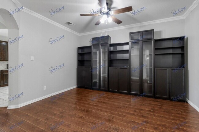 Photo - 9405 Waterman Dr