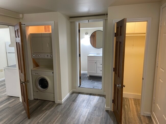 Photo - 224 Mill St Unidad Ground Floor