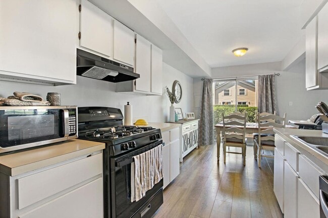 Photo - 257 Butternut Ln