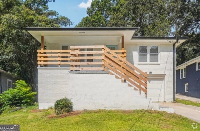 Building Photo - 267 Barfield Ave SW Rental