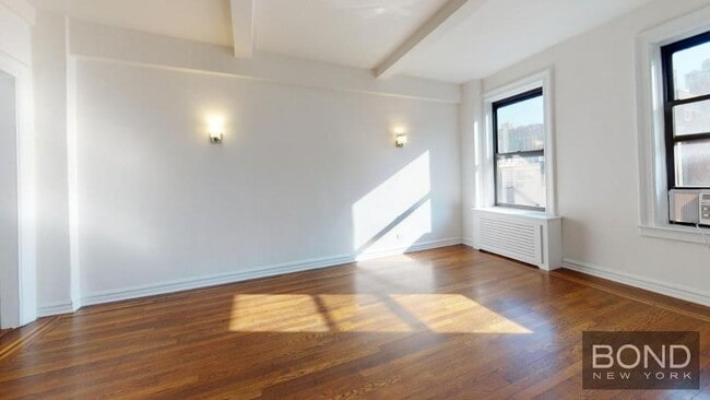 Building Photo - 156 E 37th St Unit 7C Rental
