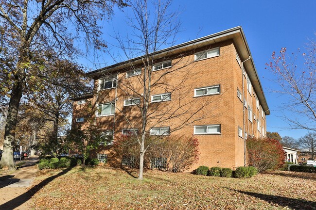 Photo - 7055 Hampton Ave Apartment Unit #204
