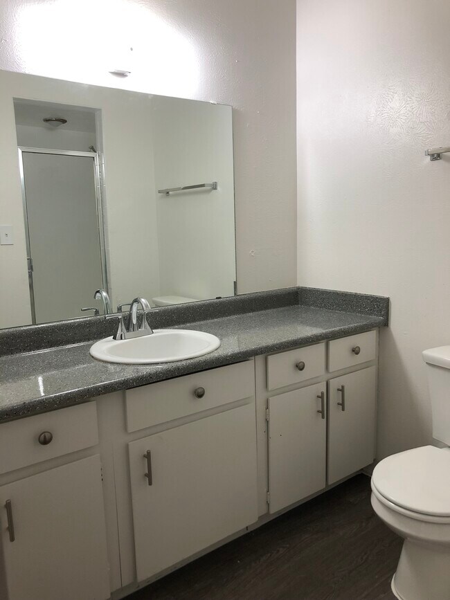 Photo - Santa Fe Village & Highlander Apartments