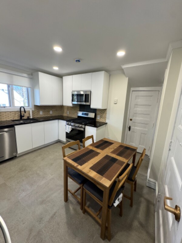 Photo - 79 College St Casa