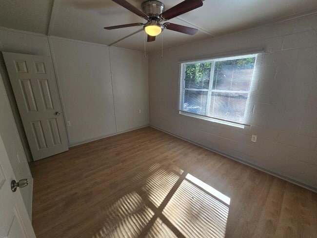 Photo - 2520 16th Ave Apartment