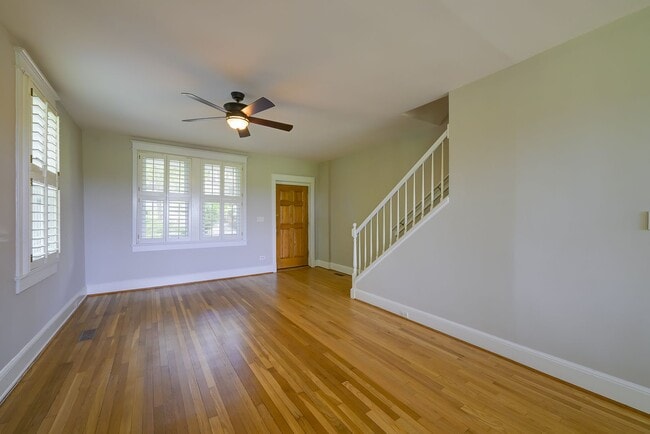 Photo - An Elevated Lifestyle from your Private Sanctuary with Skyline Views!