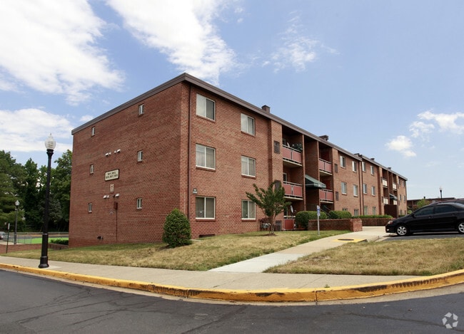 Photo - Oakview Gardens Apartments