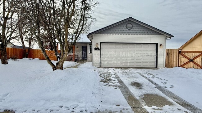 Photo - 1382 Tanager Ave
