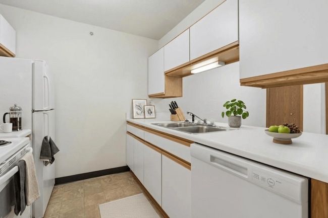 Woodbury Estates Apartments