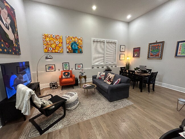 Photo - 161 Main St Apartment Unit 102