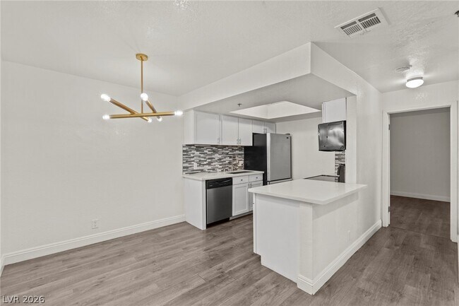 Photo - 4200 S Valley View Blvd Unidad 2047