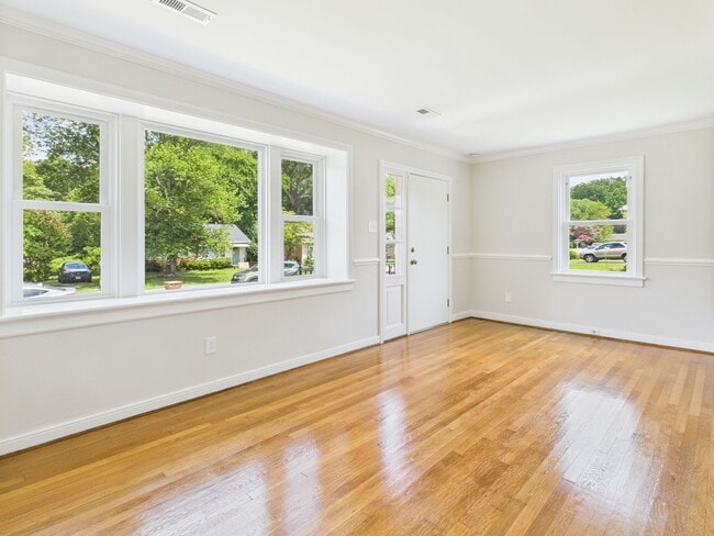 Photo - 1709 Glenview Rd