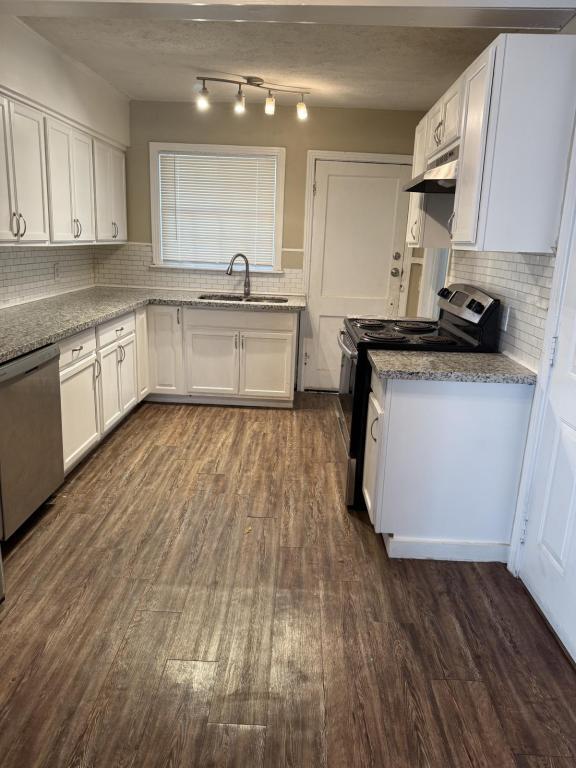 Photo - 4170 Plaza St