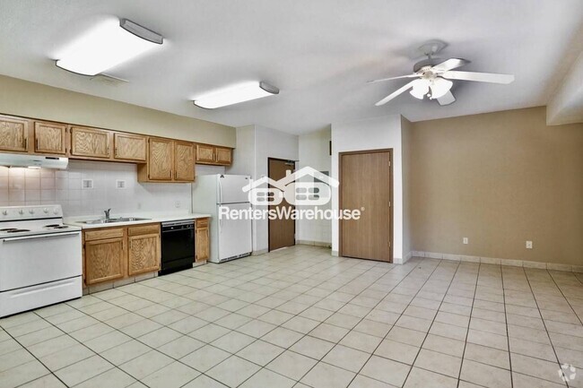 Building Photo - 918 17th Ave SE Rental