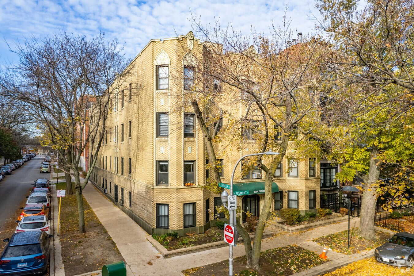 Photo - Fremont Apartments