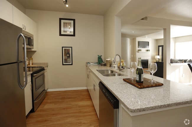 Unit Interior 2BR, 2BA - 1150 SF