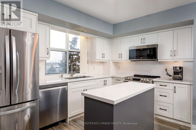 Photo - 2500 Rutherford Rd Unité 317