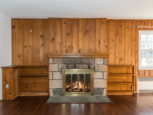 130 Littleton Rd