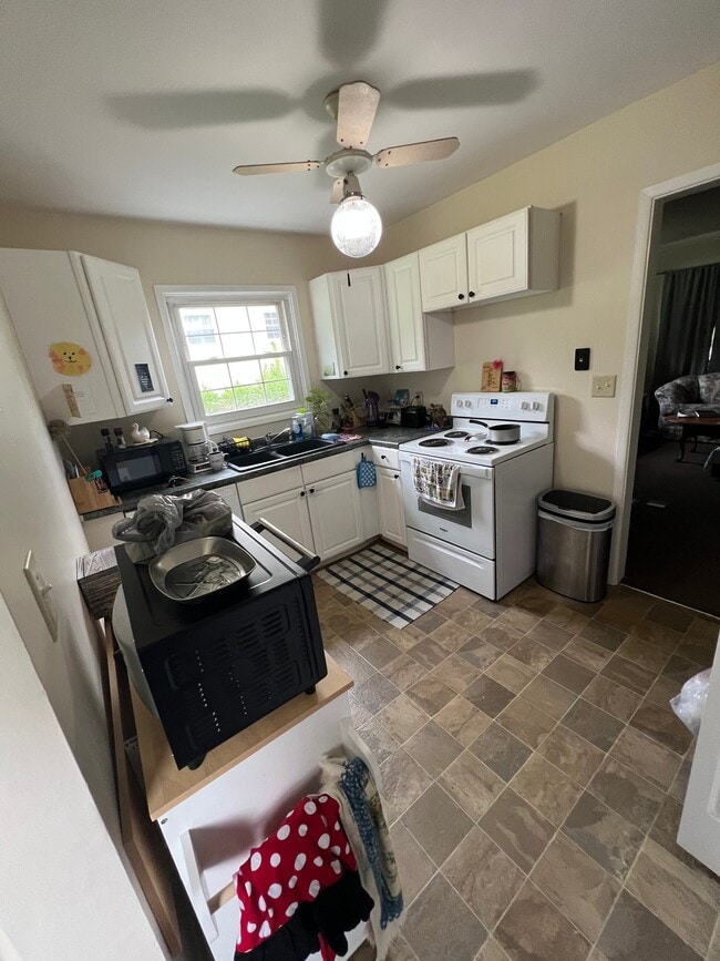 Photo - 1242 E Fair Ave
