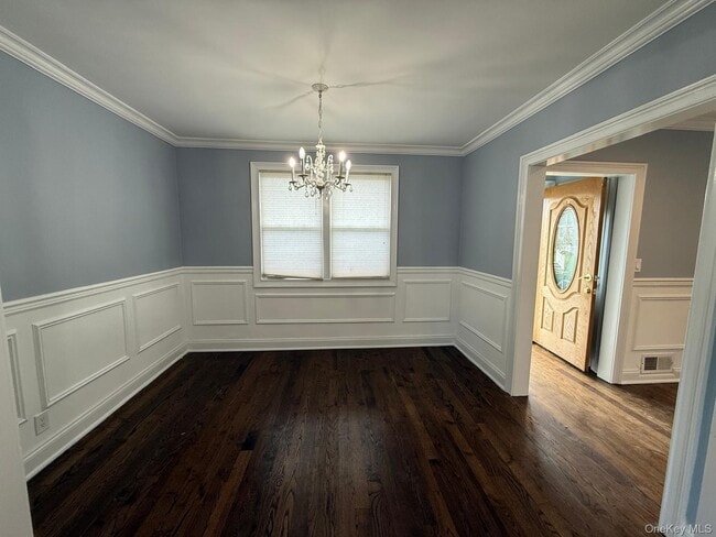 Photo - 253 Kensington Rd S
