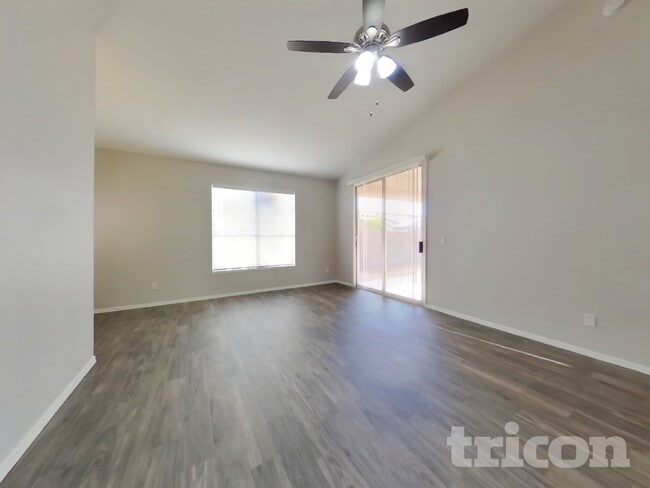 Photo - 8961 W Kathleen Rd