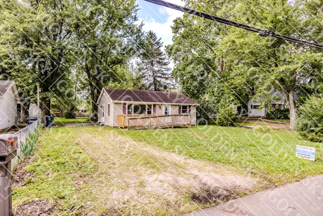 Photo - 4305 W Garver Dr House