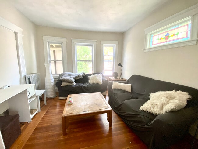 Photo - 106 Bromfield Rd