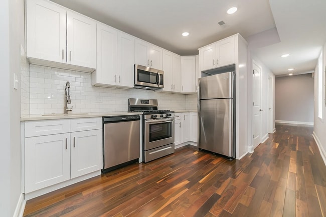 Building Photo - 2616 Cecil B. Moore Ave Unit 3