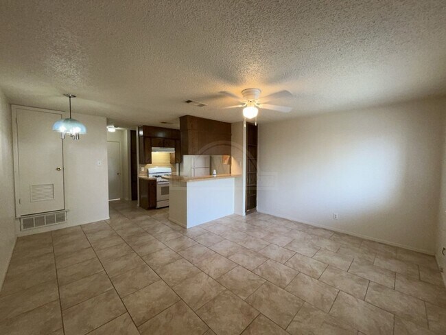 Photo - 2210 Silverway Dr Unit 2210 Silverway B