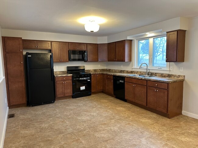 Photo - 6699 Barber Hill Rd