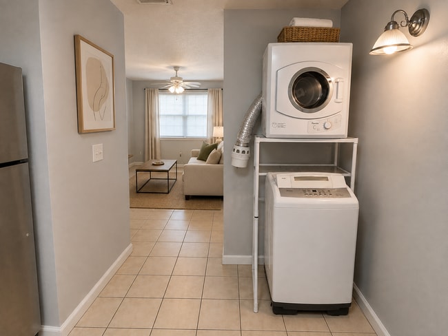 Photo - 209 7th St S