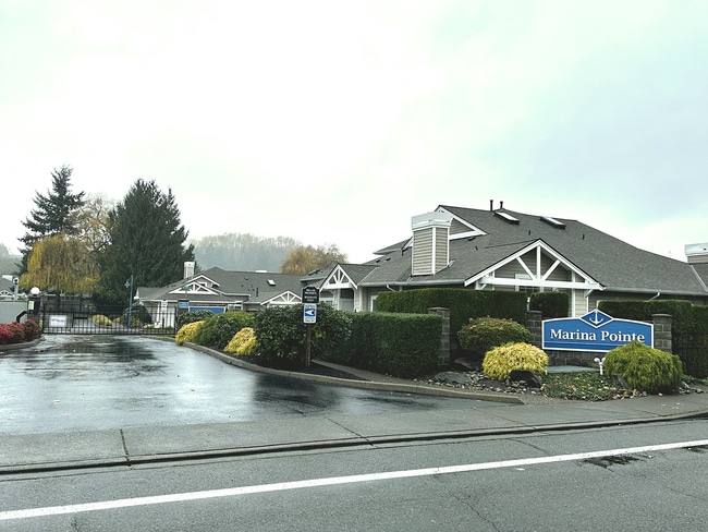 Photo - Elegant Gated Townhome with Main-Floor Primary Suite at Marina Pointe Kent