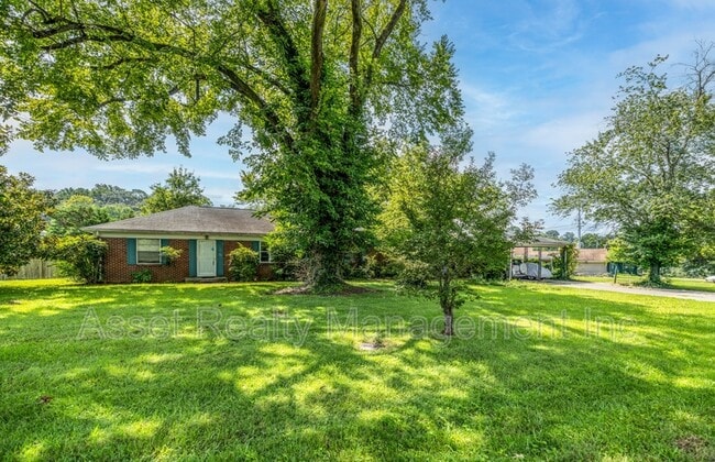 Photo - 102 Eastwood Dr