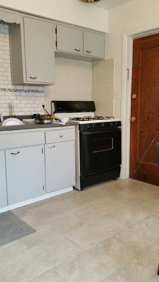 317 NW 15th St Unidad 1