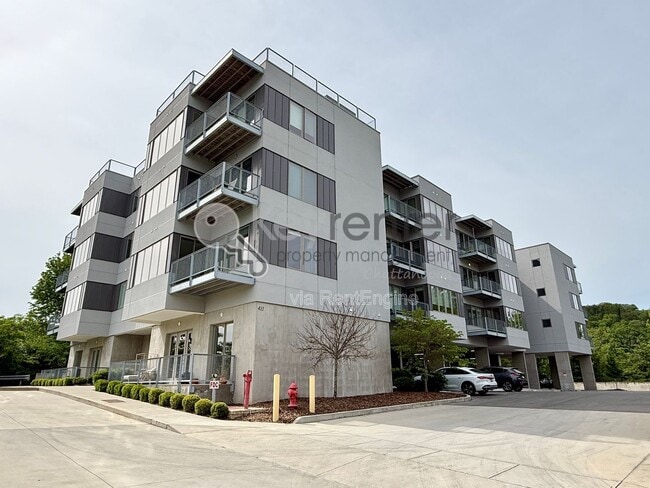 Photo - 411 Fairpoint St Unidad 206
