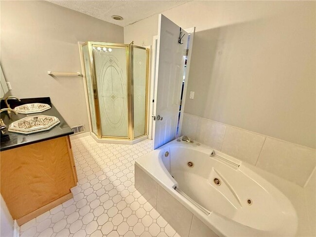 Photo - 6725 Ridge Moore Dr NW