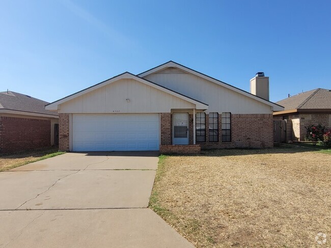 Building Photo - 3 bed 2 bath and 2 car garage! Rental