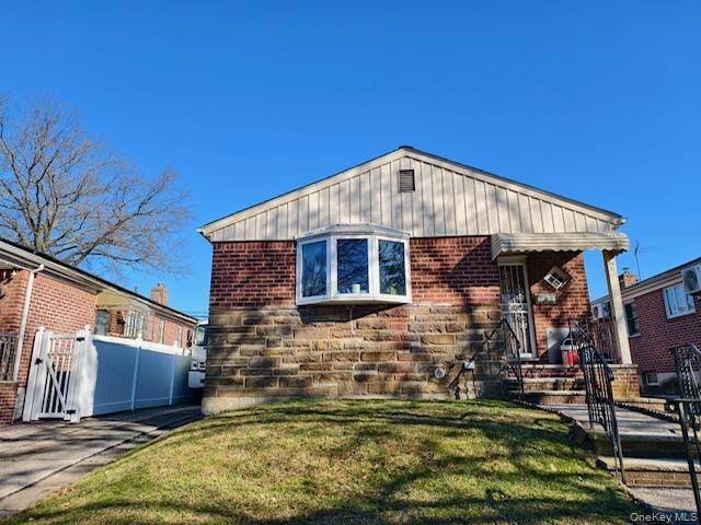 Building Photo - 58-27 208th St