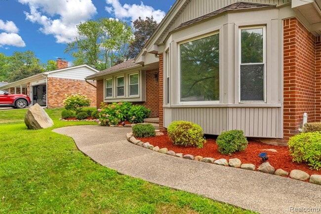 Photo - 36939 Heatherton Dr