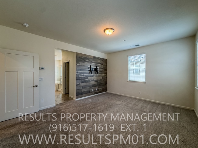 Photo - Beautiful Roseville 4 Bedroom Home