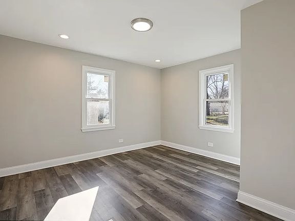 Photo - 7 Division St