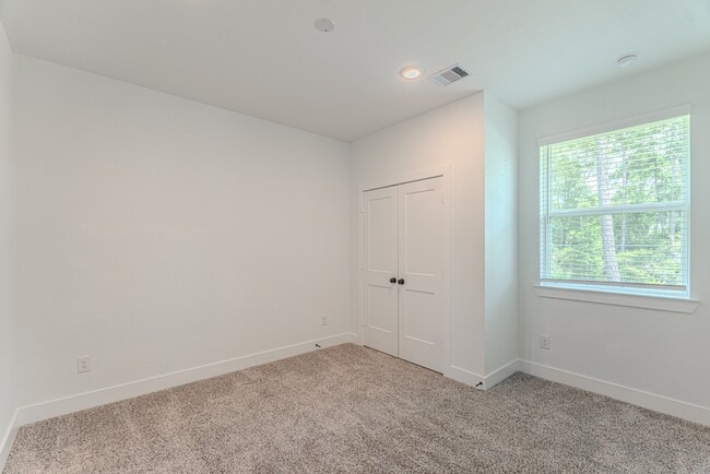 Building Photo - 152 Red Cascade Trl Rental