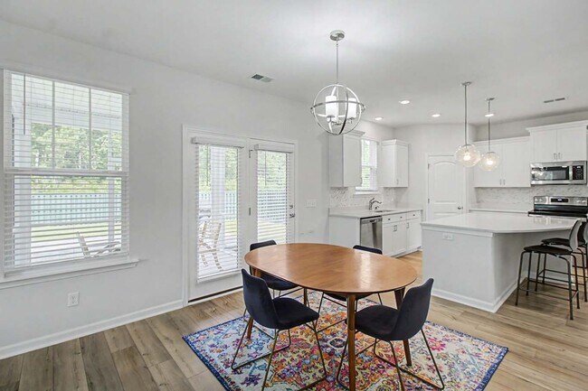 Photo - Buckhead East