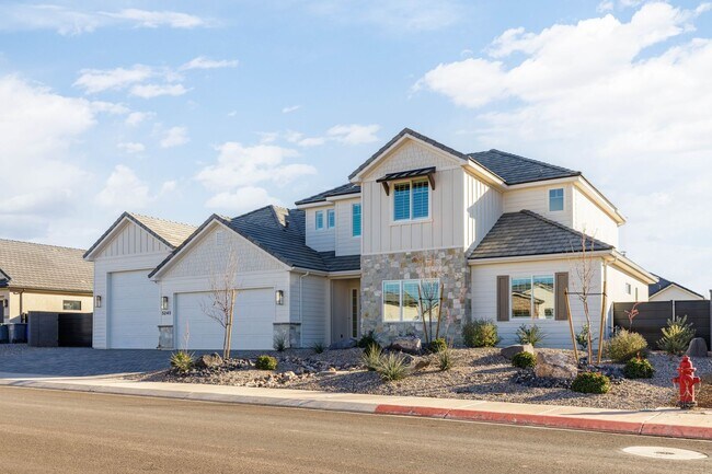 Photo - 6 bed / 4 bath / 3 car garage custom home in Pecan Valley