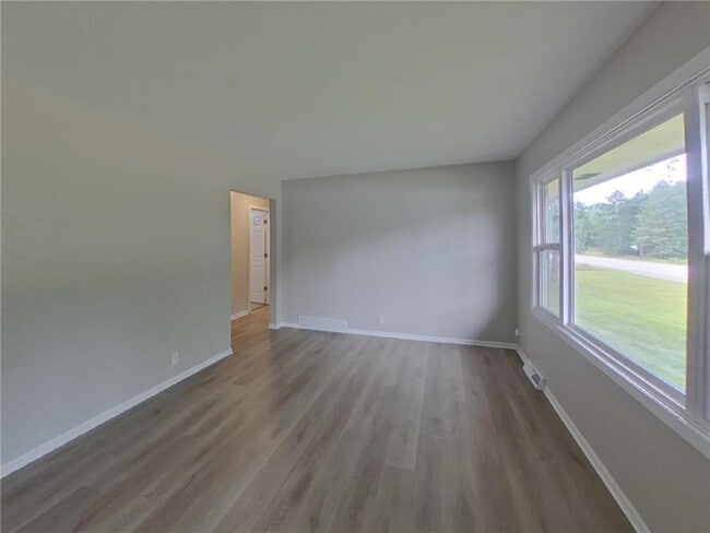 Photo - 16358 Crosstown Blvd NW